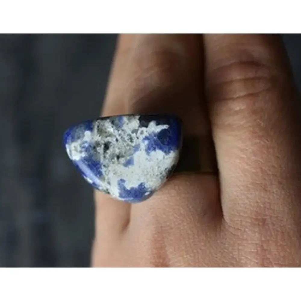 Designer's Ring with Sodalite Size 7.5